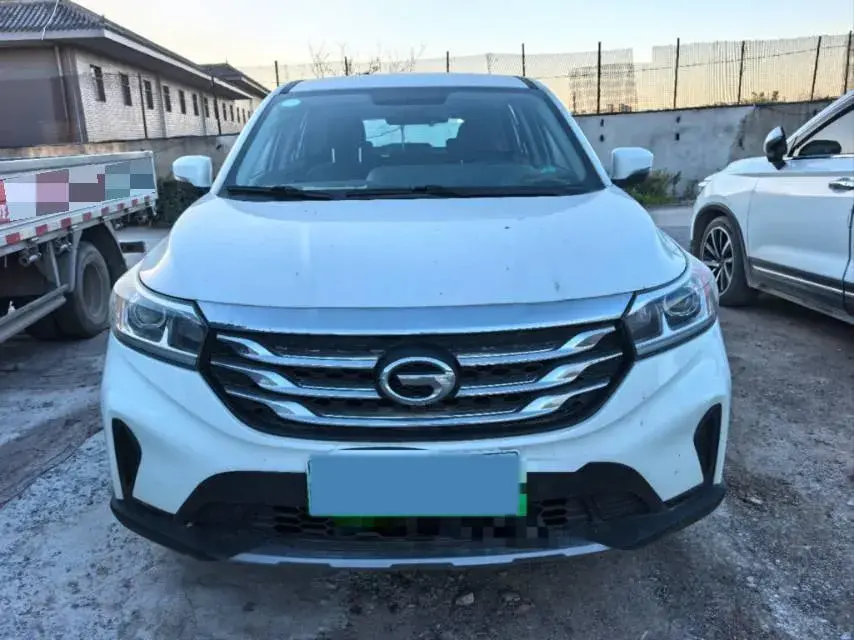 2018 GAC TRUMPCHI thumbnail 2