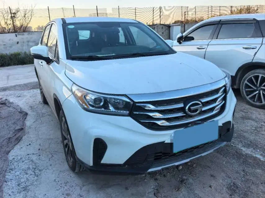 2018 GAC TRUMPCHI thumbnail 3