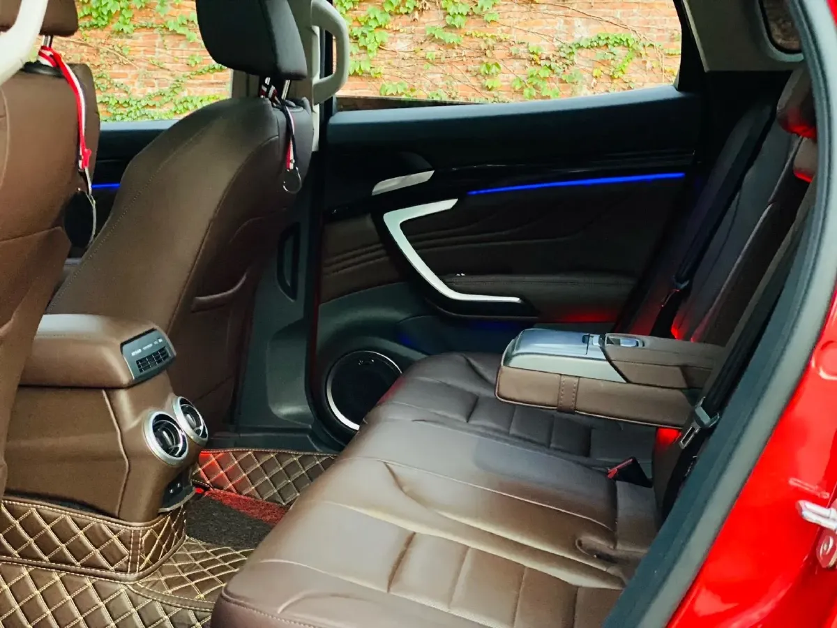 2017 Zotye T700 2.0T 190HP L4 8AT,autocango,china used car exporter,china ev exporter,chinese used car exporter,chinese used ev exporter