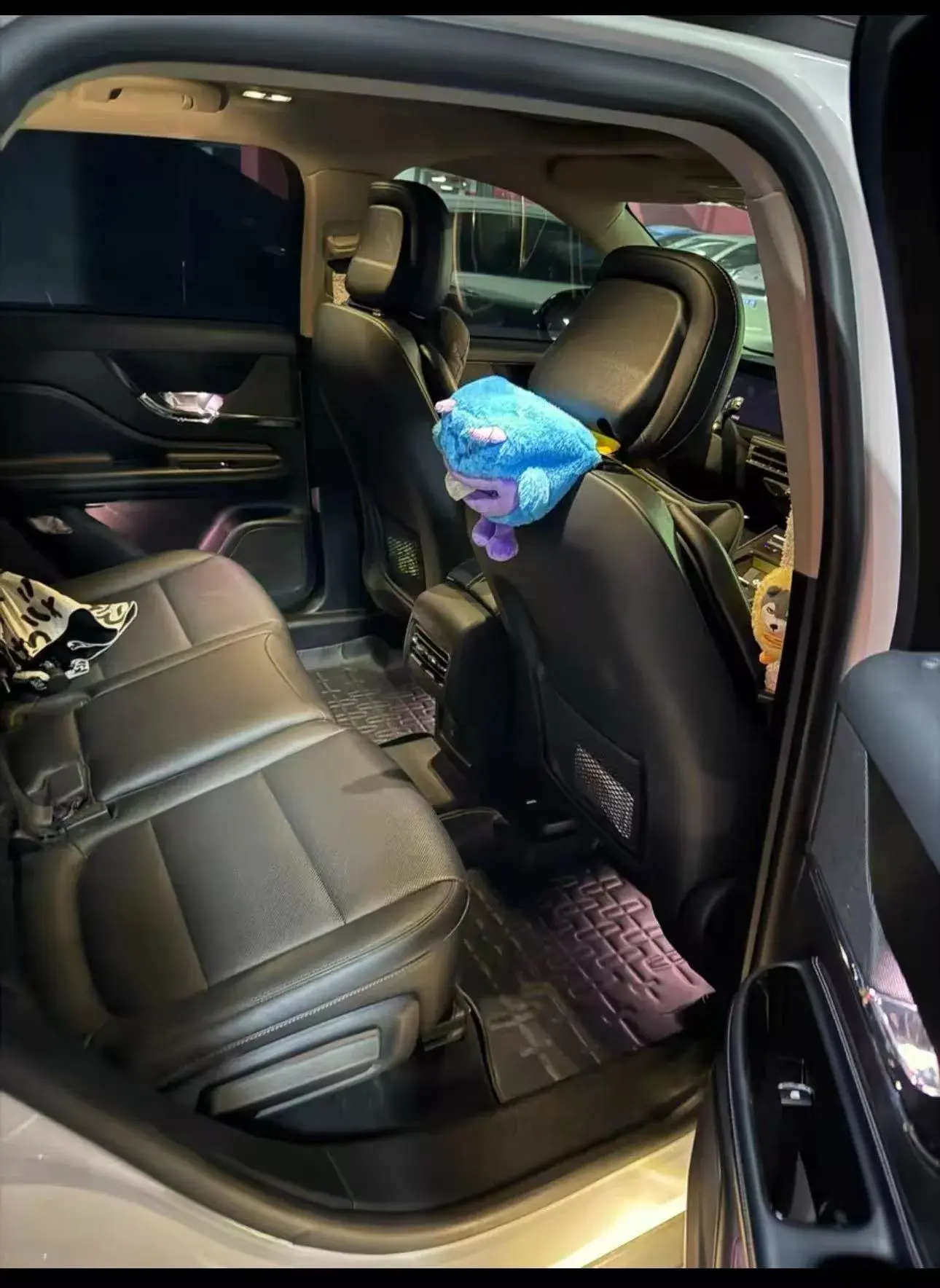 2023 LINCOLN CORSAIR thumbnail 3