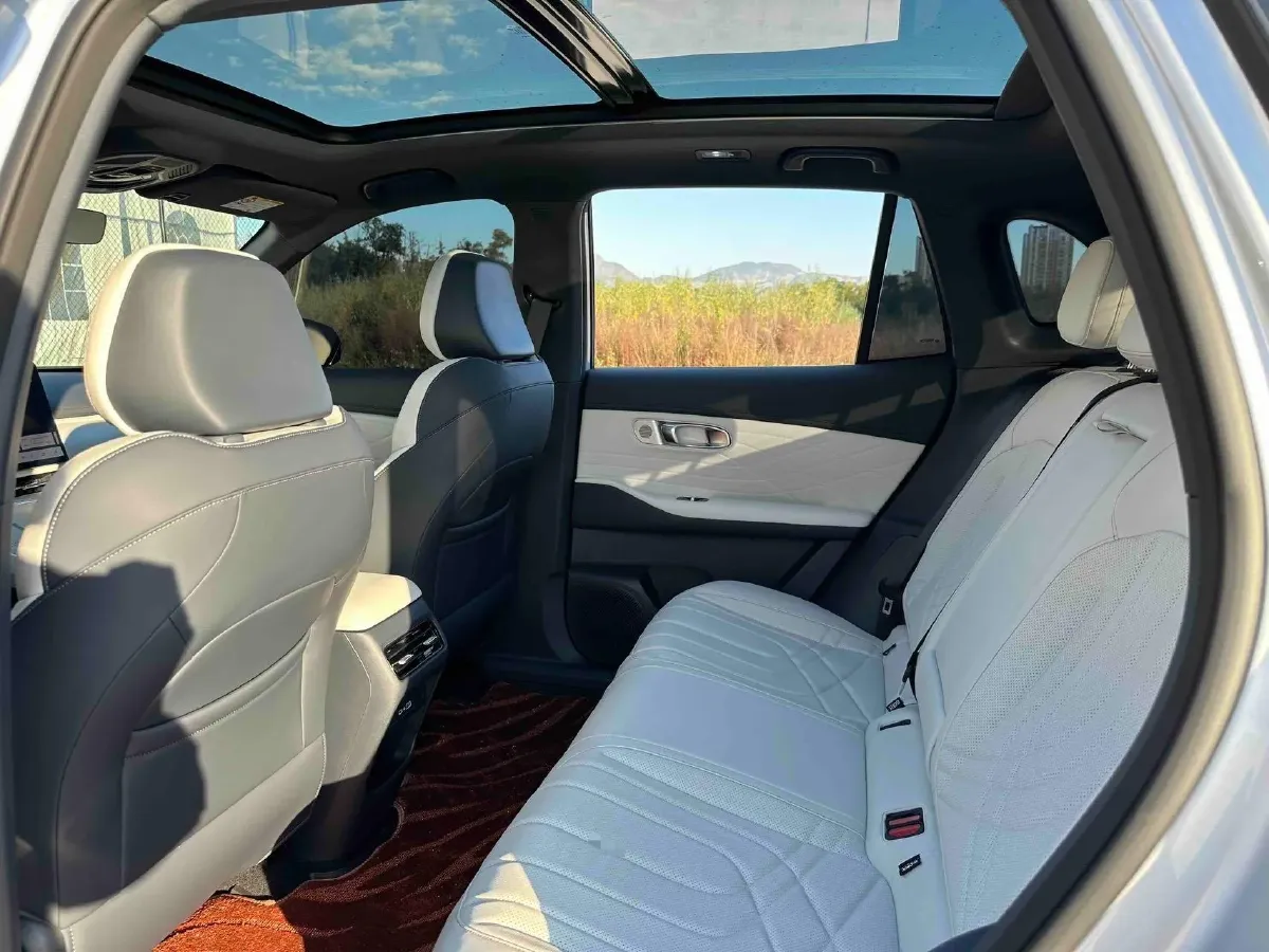 2025 Geely Galaxy Starship 7 1.5L 112HP L4 1DHT PHEV 19.09KWH,autocango,china used car exporter,china ev exporter,chinese used car exporter,chinese used ev exporter