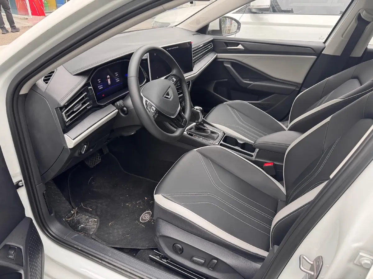 2025 Jetta JettaVA7 1.4T 150HP L4 7DCT,autocango,china used car exporter,china ev exporter,chinese used car exporter,chinese used ev exporter