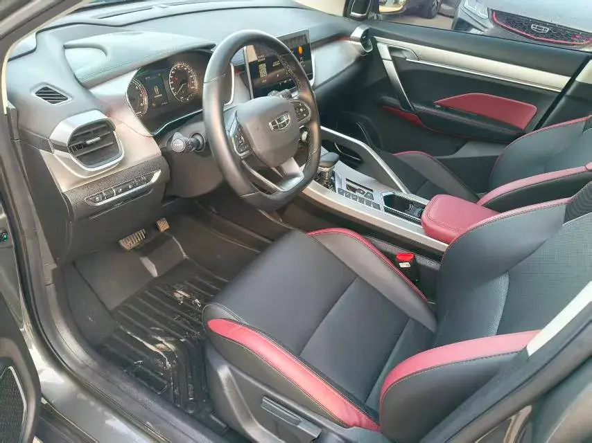 2021 GEELY COOLRAY thumbnail 4