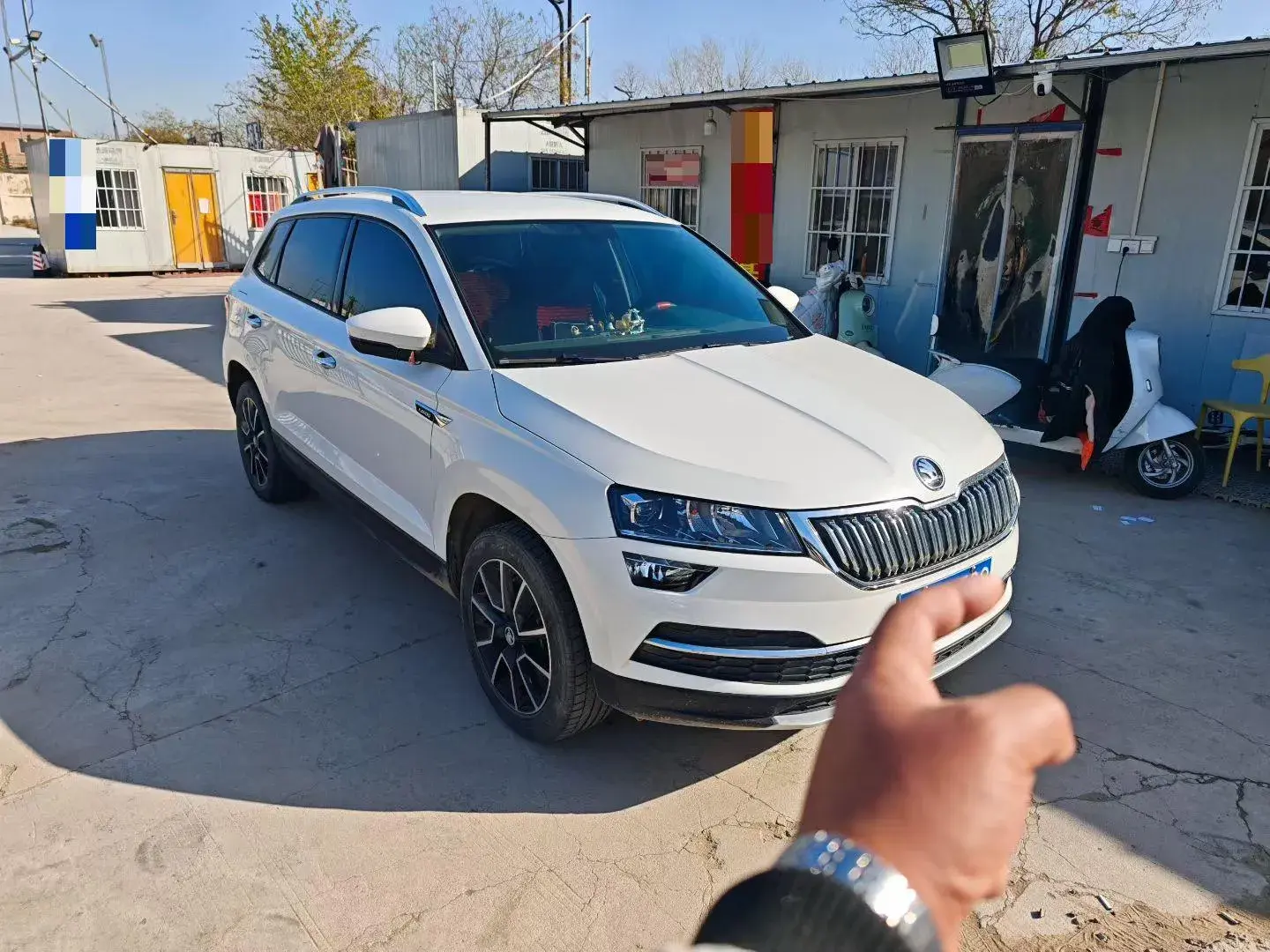 2020 SKODA KAROQ thumbnail 2