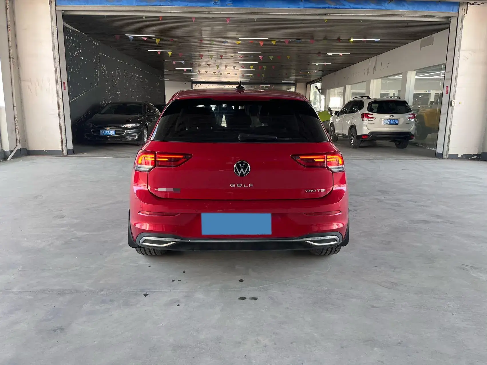 2021 VOLKSWAGEN GOLF thumbnail 4