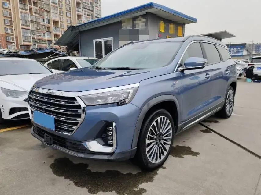 2022 JETOUR X90 view 1