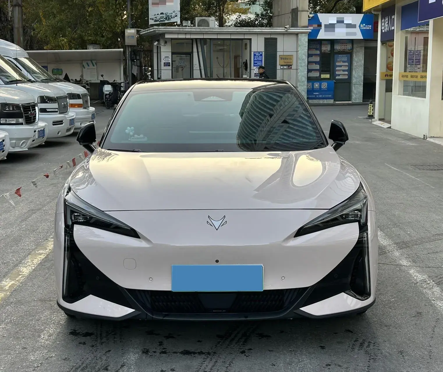 2025 ARCFOX ΑS5 thumbnail 2