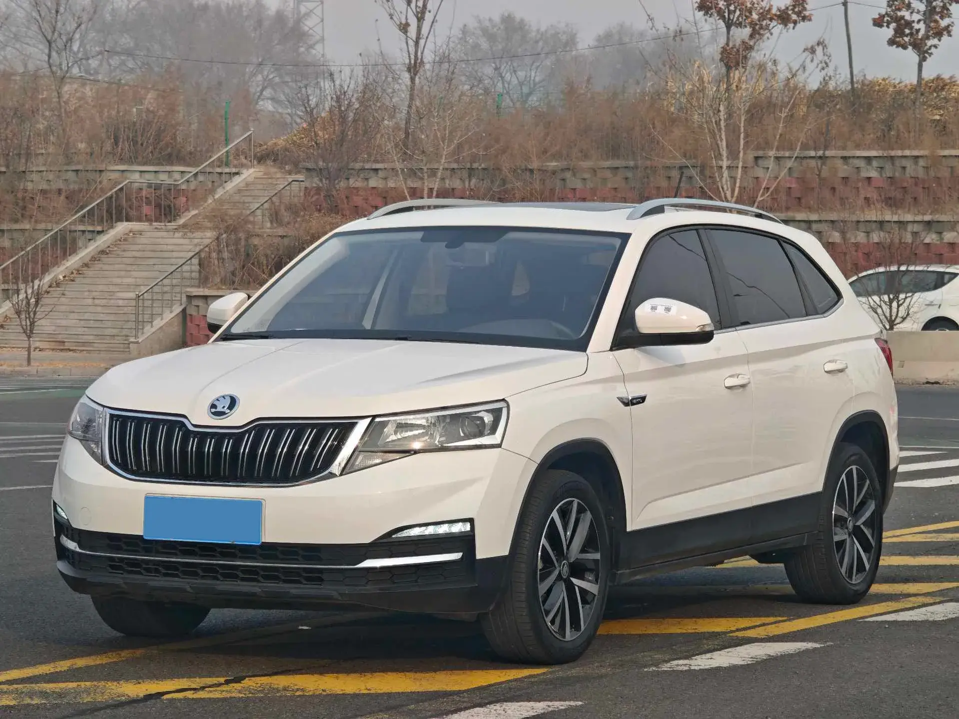 2022 SKODA KAMIQ view 1
