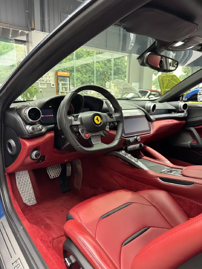 2017 Ferrari GTC4 Lusso 3.9T 609HP V8 7DCT,autocango,china used car exporter,china ev exporter,chinese used car exporter,chinese used ev exporter