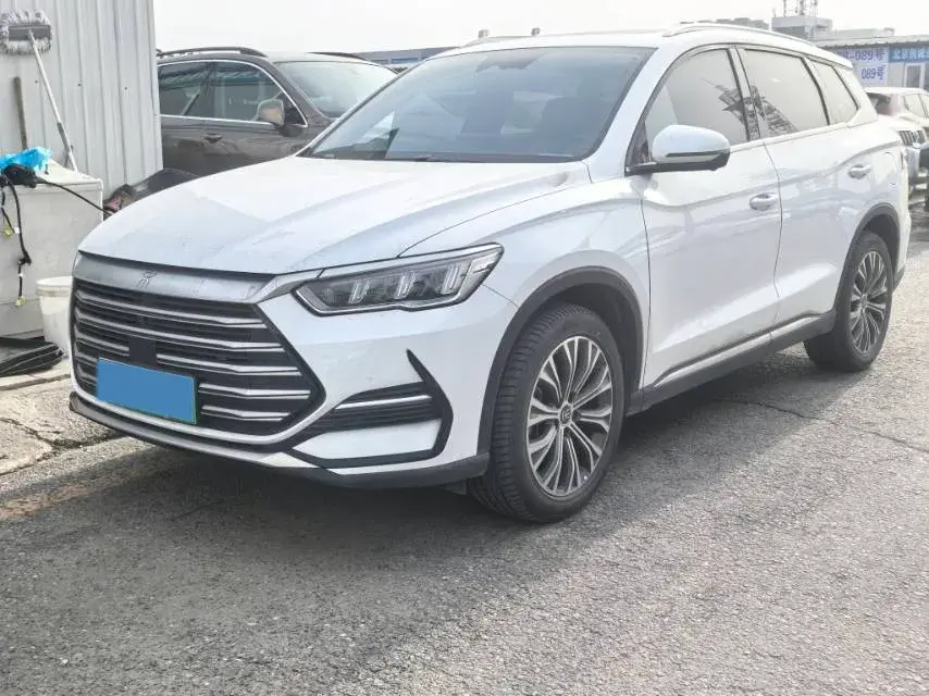 2022 BYD SONG view 1