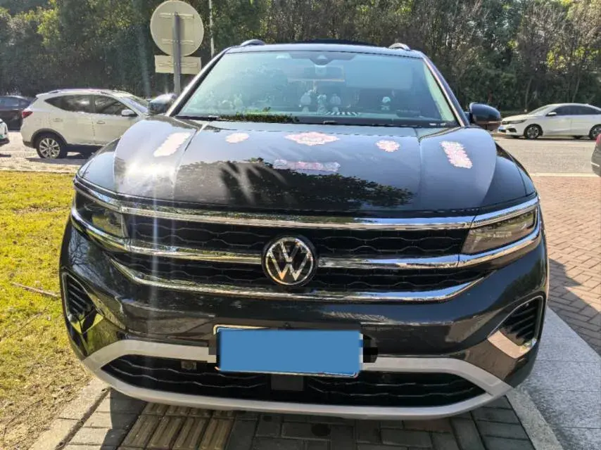 2022 VOLKSWAGEN TALAGON thumbnail 2