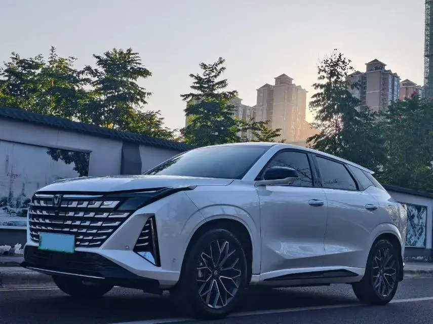 2024 CHANGAN UNI-Z view 1