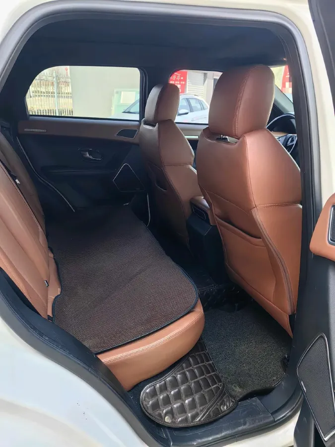 2018 Landwind X7 1.5T 163HP L4 8AT,autocango,china used car exporter,china ev exporter,chinese used car exporter,chinese used ev exporter