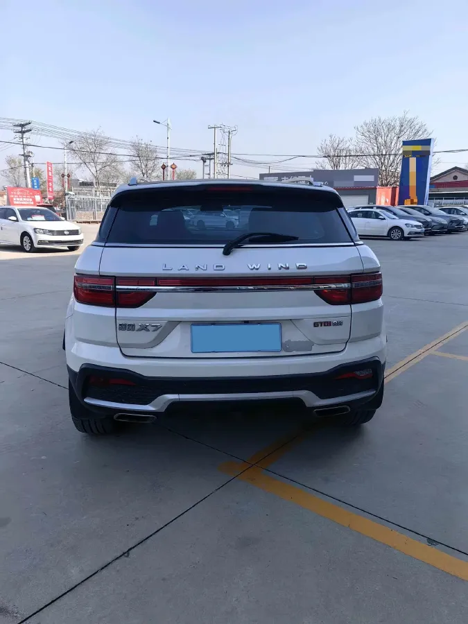 2018 Landwind X7 1.5T 163HP L4 8AT,autocango,china used car exporter,china ev exporter,chinese used car exporter,chinese used ev exporter