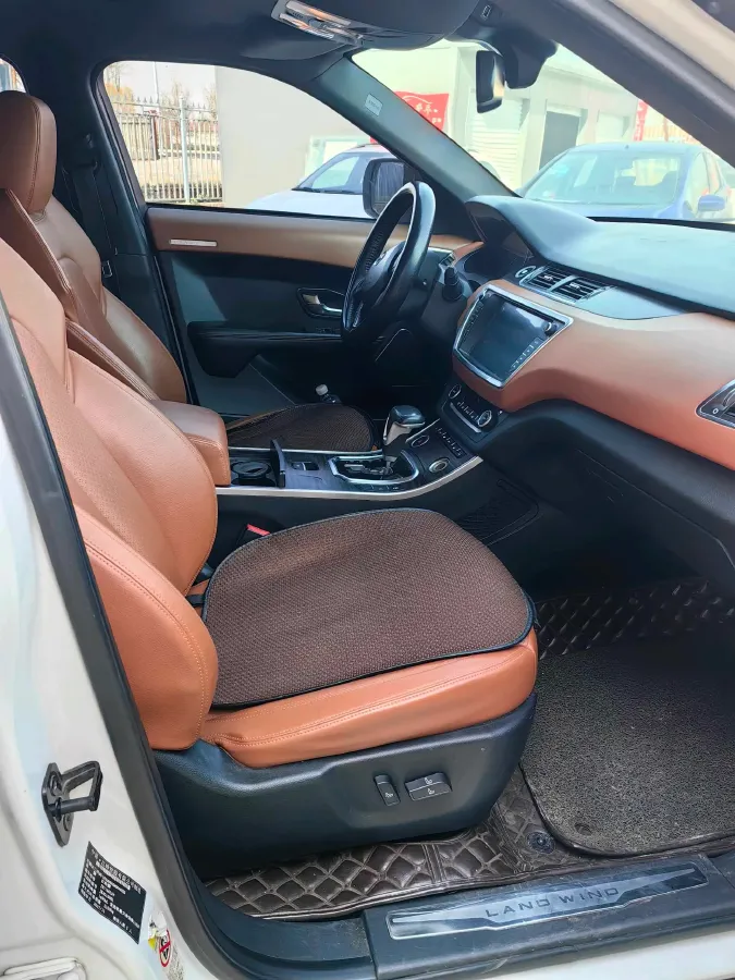 2018 Landwind X7 1.5T 163HP L4 8AT,autocango,china used car exporter,china ev exporter,chinese used car exporter,chinese used ev exporter