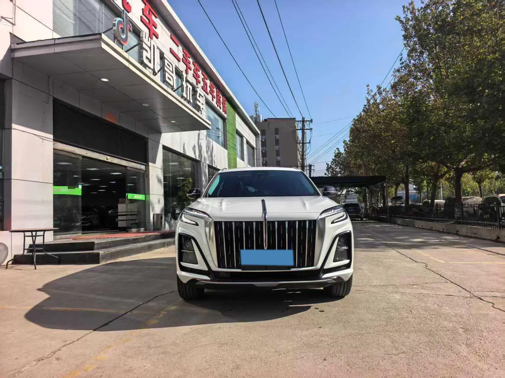 2024 HONGQI HS3 thumbnail 2