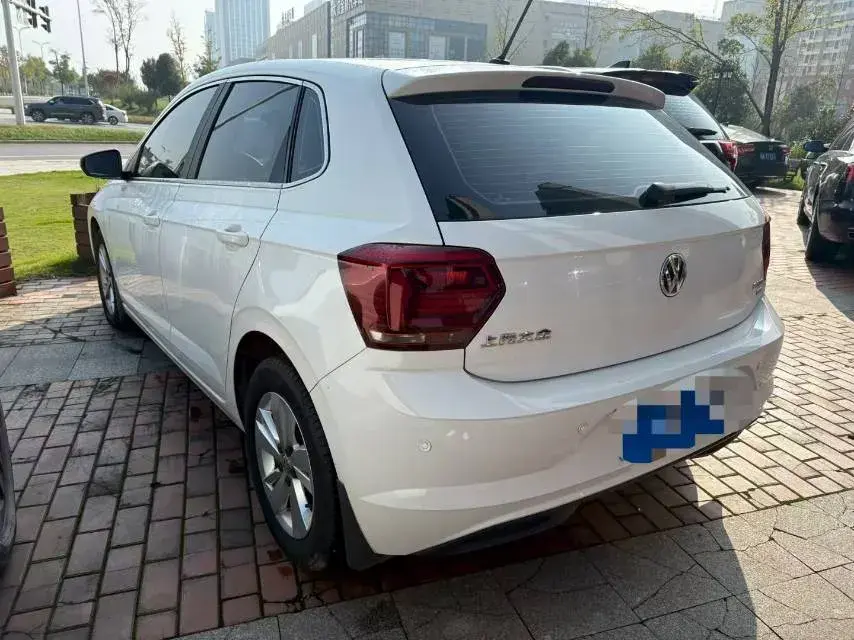 2019 VOLKSWAGEN POLO thumbnail 2