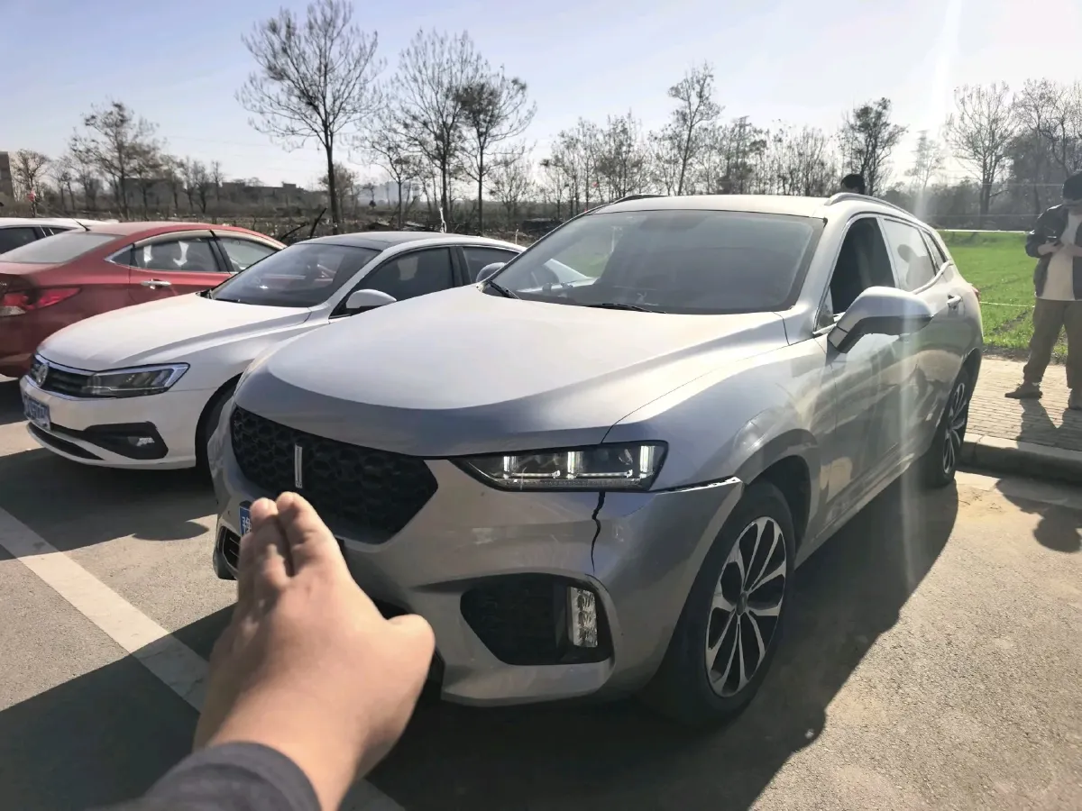 2017 WEY VV7 2.0T 234HP L4 7DCT,autocango,china used car exporter,china ev exporter,chinese used car exporter,chinese used ev exporter