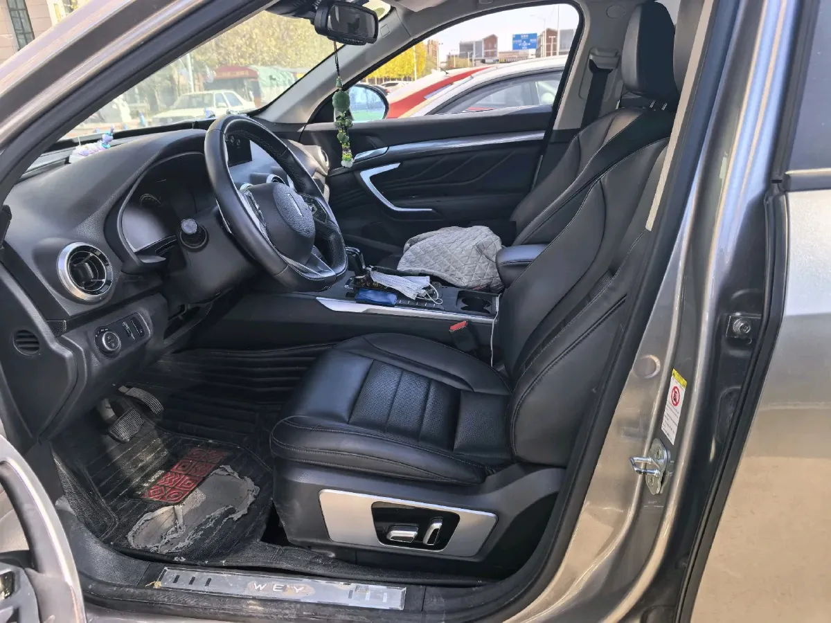 2017 WEY VV7 2.0T 234HP L4 7DCT,autocango,china used car exporter,china ev exporter,chinese used car exporter,chinese used ev exporter