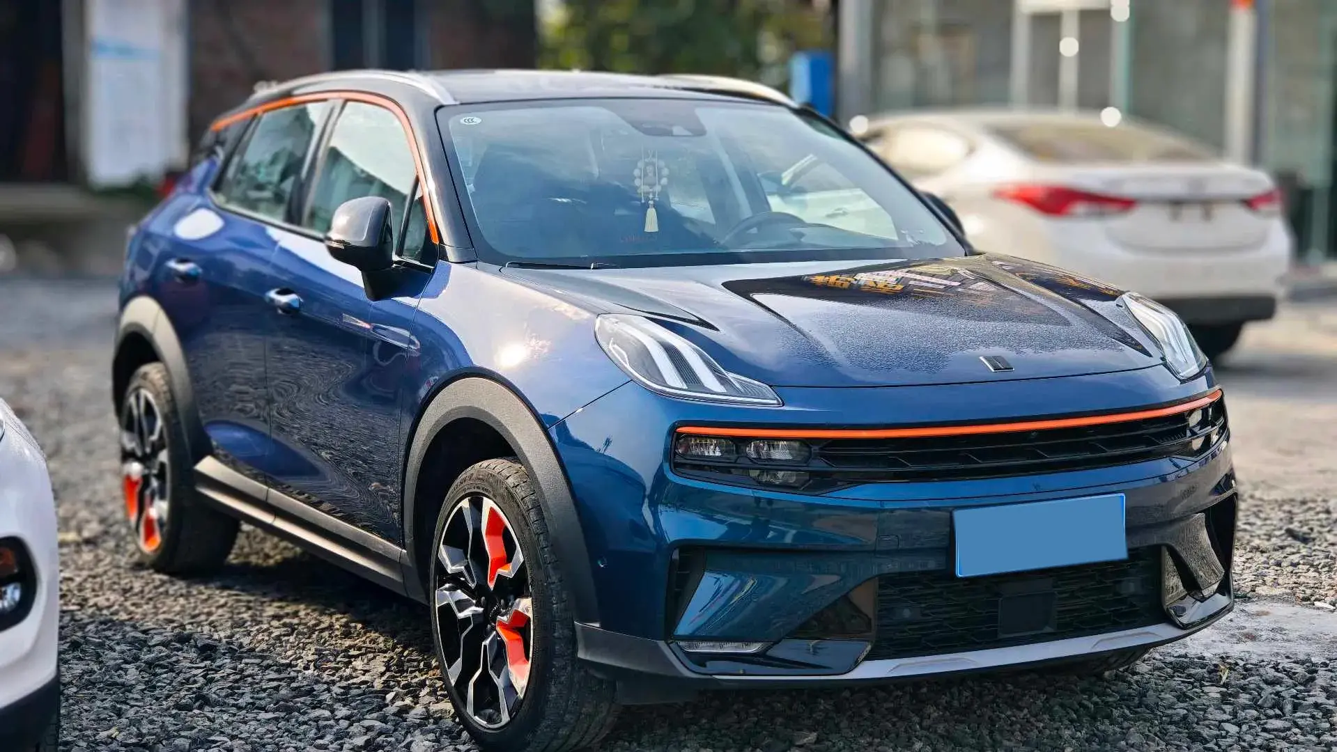 2020 LYNK&CO 06 thumbnail 3