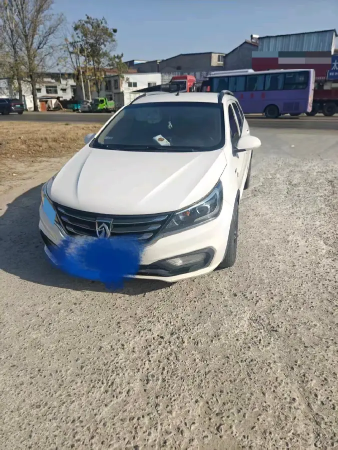 2017 BaoJun 310W 1.5L 105HP L4 6MT