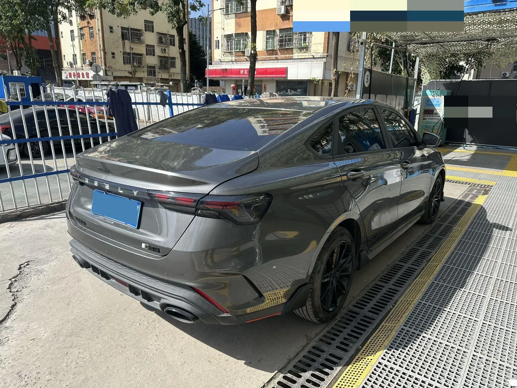 2022 GEELY BINRAY thumbnail 3