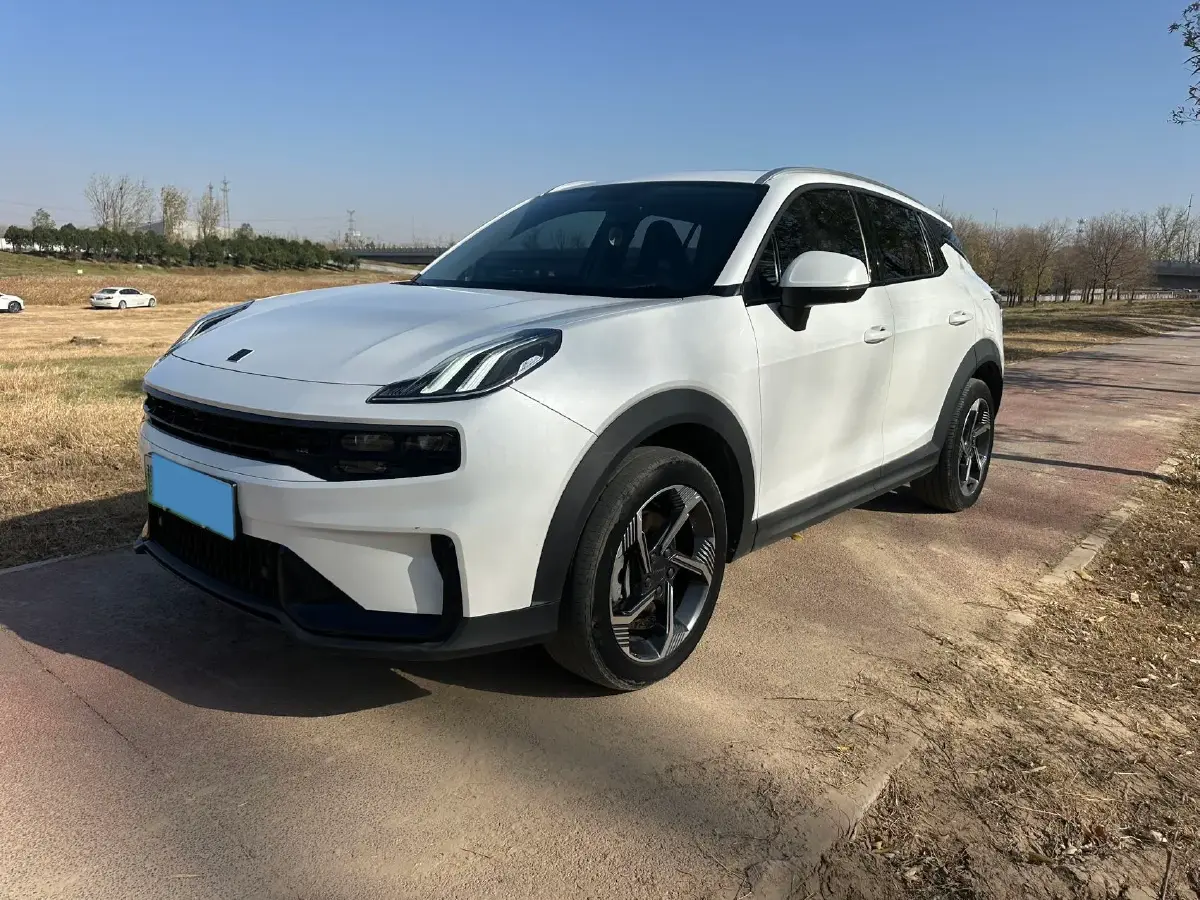 2023 LYNK&CO 06 EM-P 1.5T 177HP L3 7DCT PHEV 15.5KWH