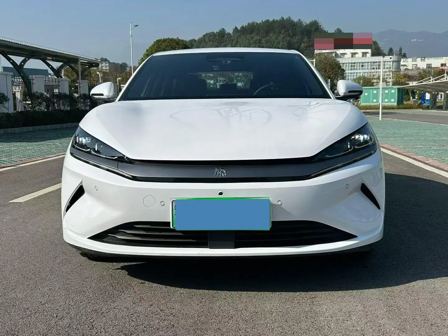 2025 BYD QINL thumbnail 2