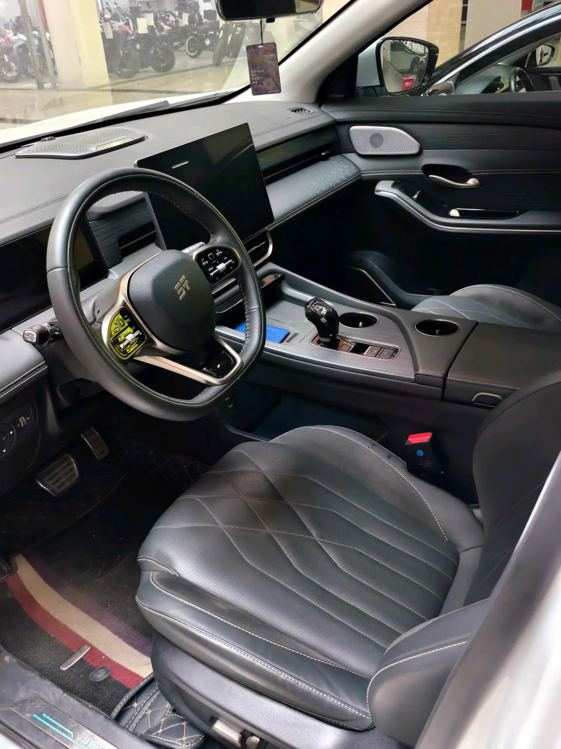 2023 JETOUR X70 thumbnail 4