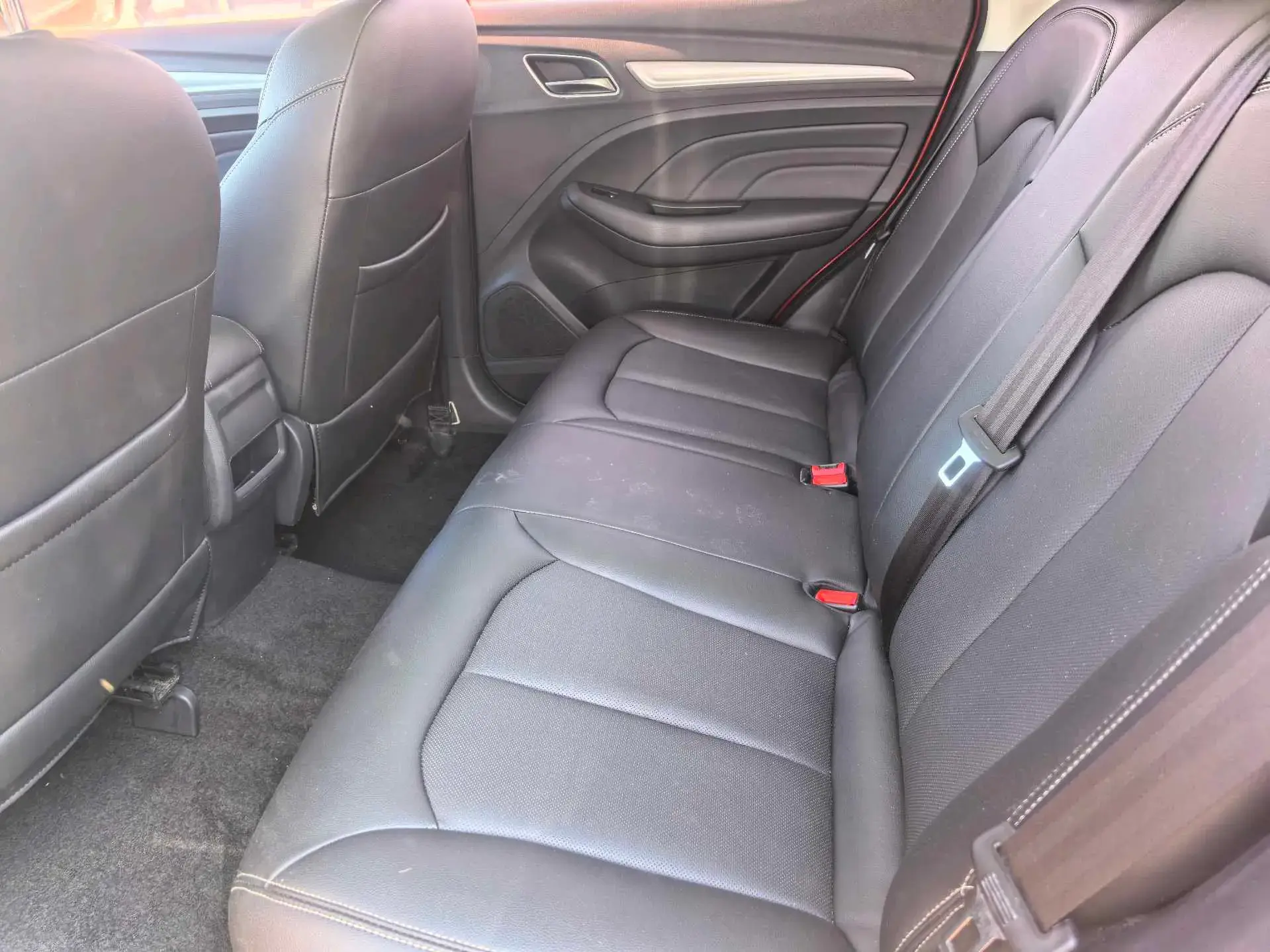 2020 ROEWE RX3 thumbnail 4