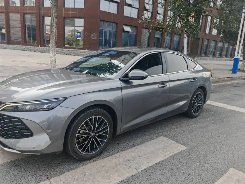 2024 BYD QINL thumbnail 2