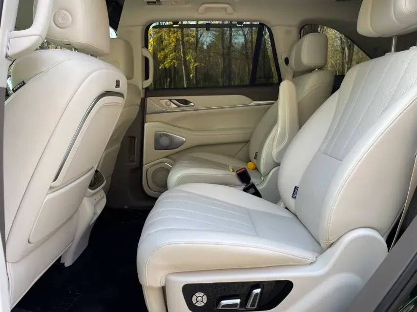 2025 WEY BlueMountain 1.5T 170HP L4 4DHT PHEV 44.5KWH,autocango,china used car exporter,china ev exporter,chinese used car exporter,chinese used ev exporter