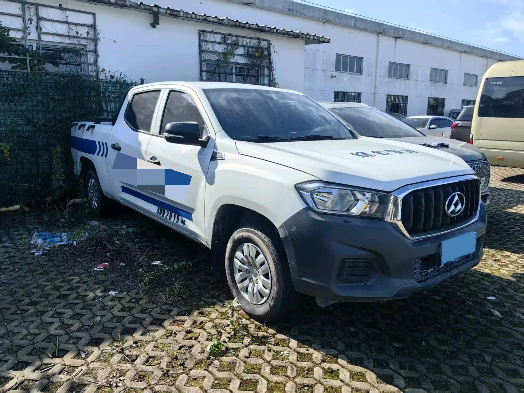 2017 MAXUS T60 thumbnail 2