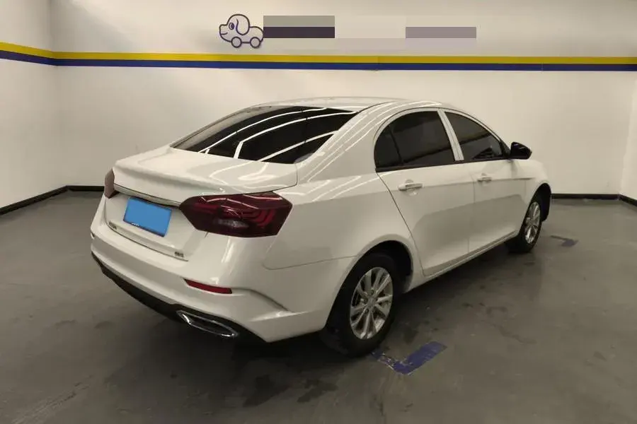 2020 GEELY EMGRAND thumbnail 2