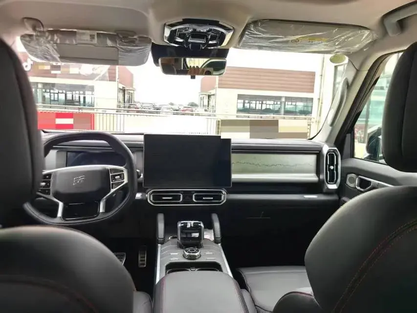 2023 JETOUR T2 thumbnail 3