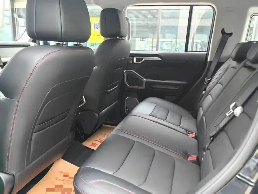 2023 JETOUR T2 thumbnail 4