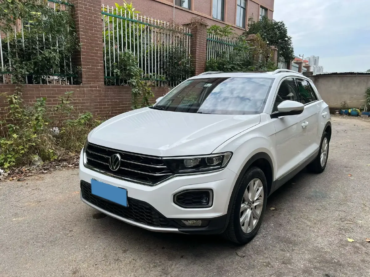 2021 Volkswagen T-Roc 1.4T 150HP L4 7DCT