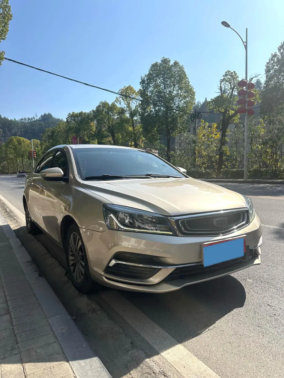 2018 GEELY EMGRAND thumbnail 3
