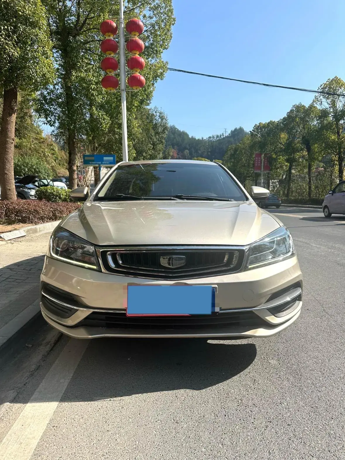 2018 GEELY EMGRAND thumbnail 2