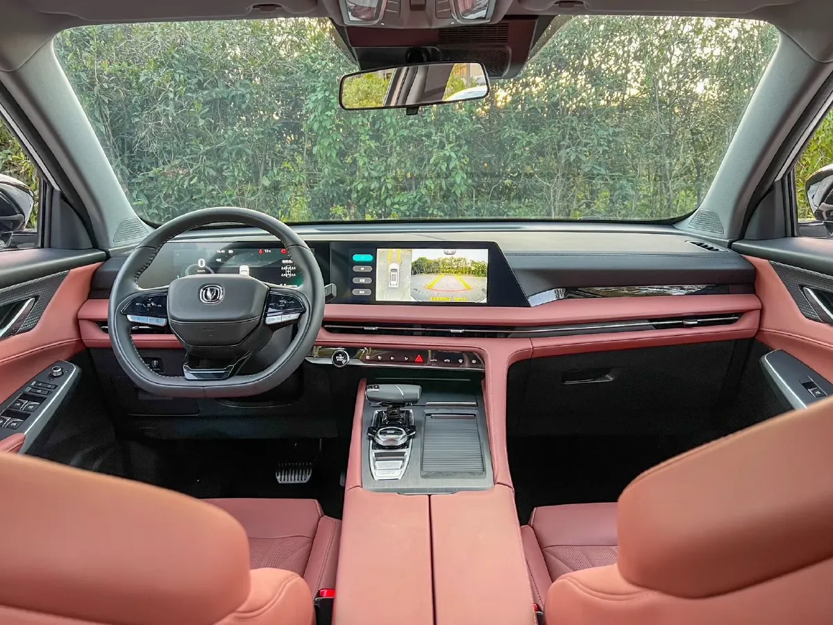 2023 ChangAn CS75 Plus iDD 1.5T 170HP L4 6TCT PHEV 28.39KWH,autocango,china used car exporter,china ev exporter,chinese used car exporter,chinese used ev exporter