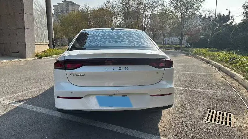 2022 AION S thumbnail 4