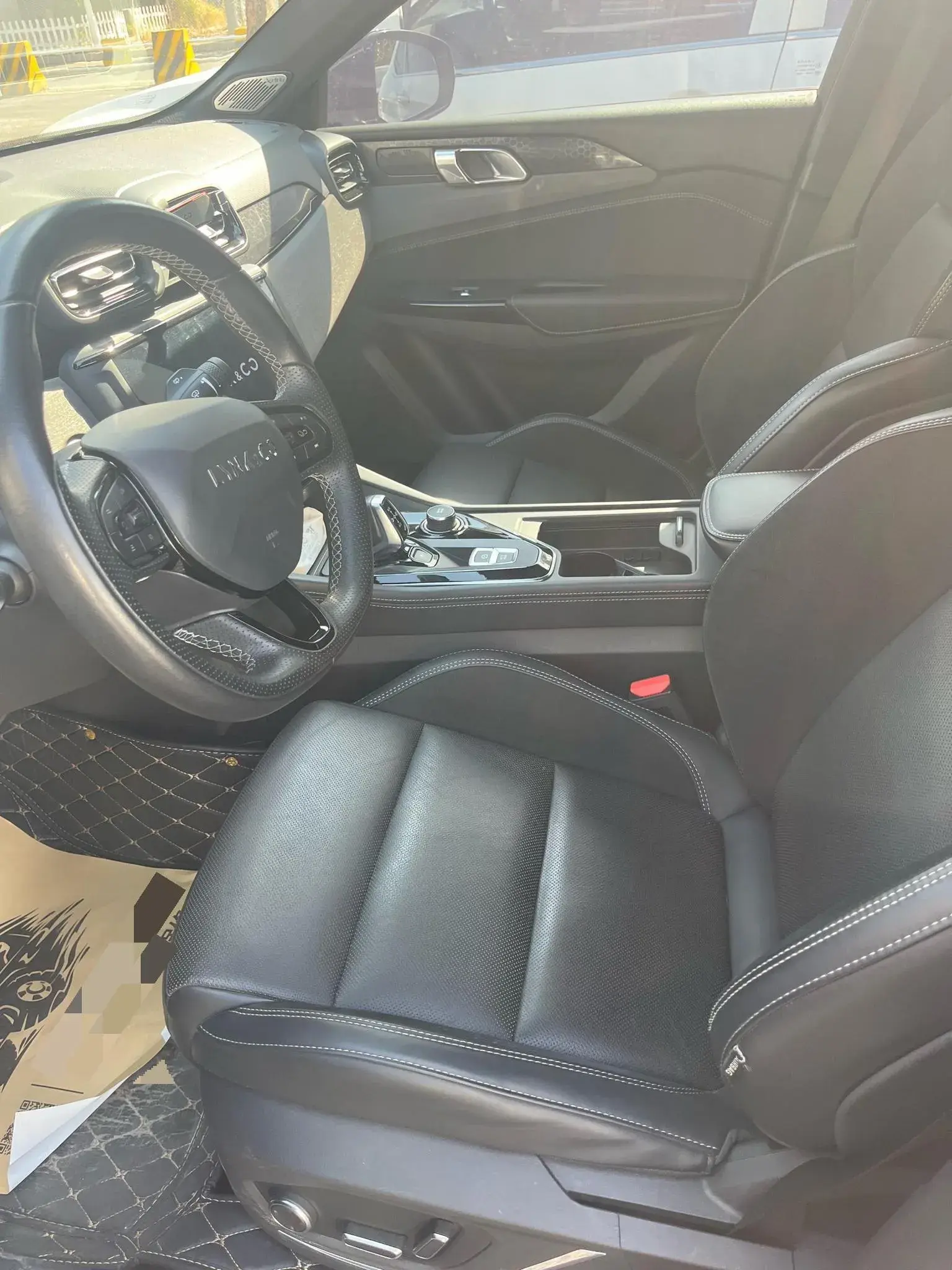 2022 LYNK&CO 03 thumbnail 2