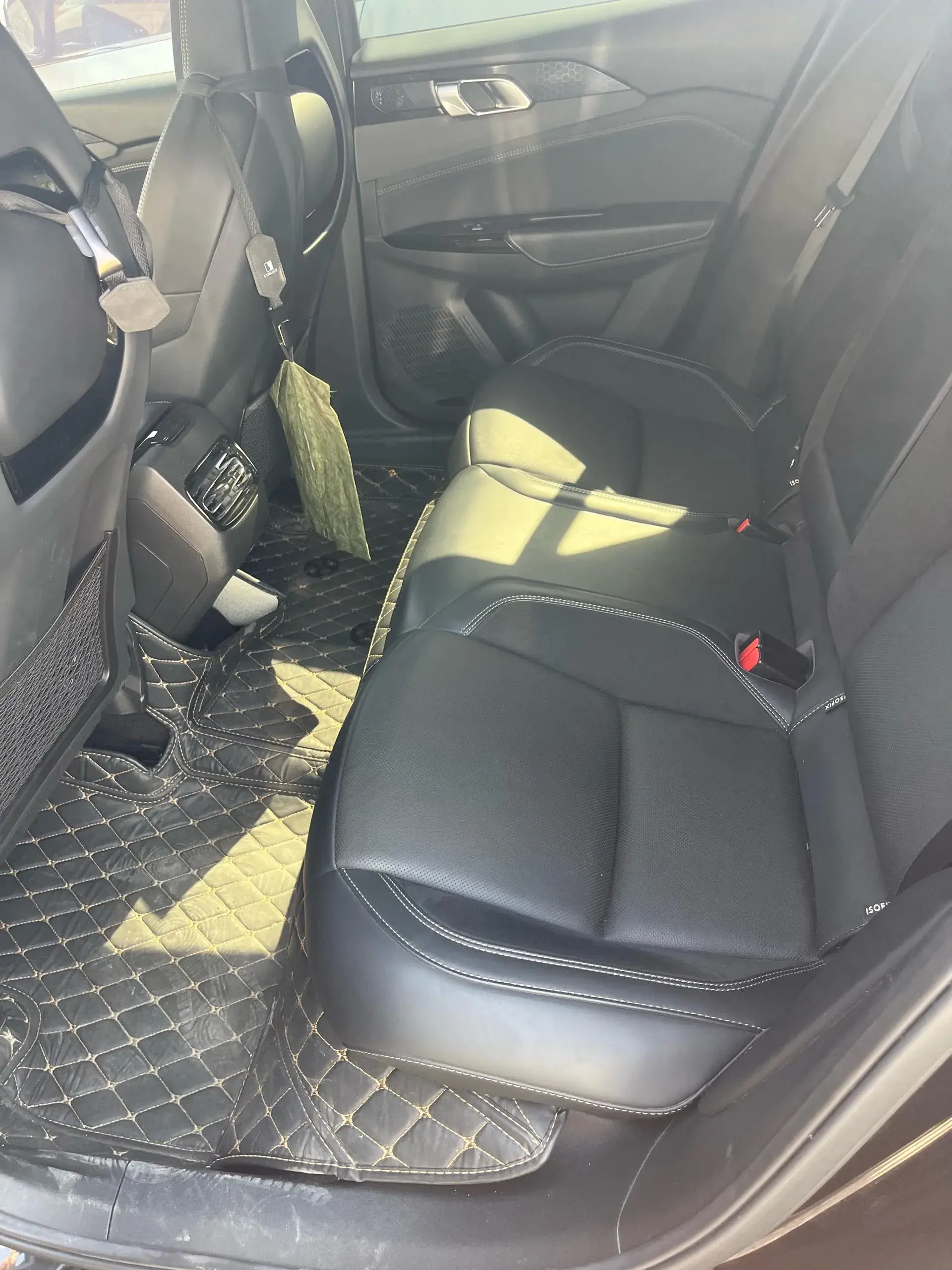 2022 LYNK&CO 03 thumbnail 4