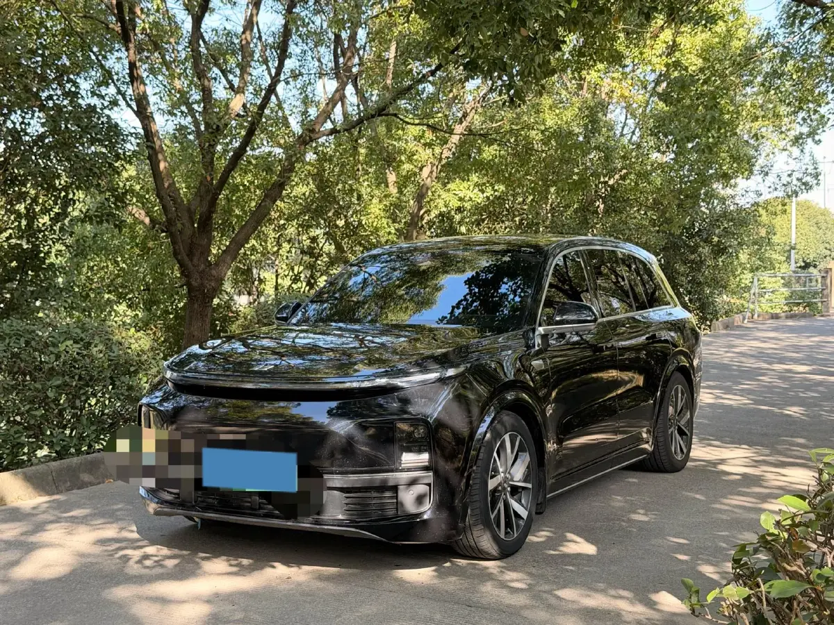 2023 Li L8 Range Extended 154HP REEV 40.9KWH