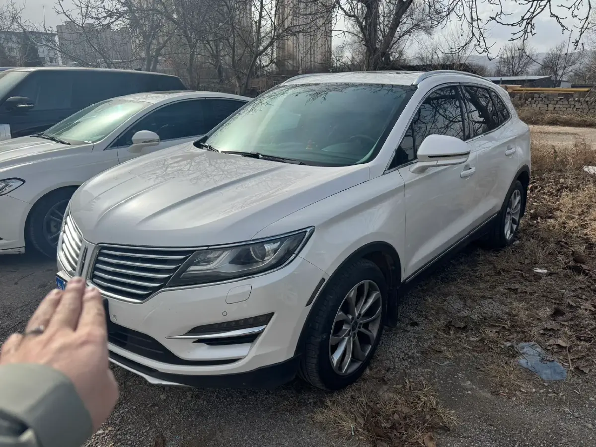 2017 Lincoln MKC 2.0T 203HP L4 6AT