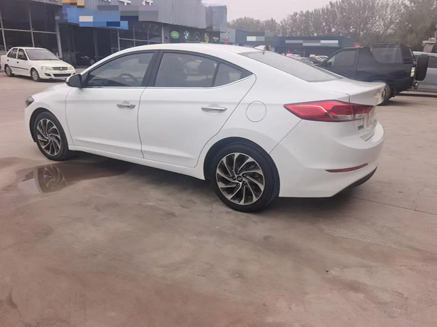 2020 HYUNDAI ELANTRA thumbnail 4