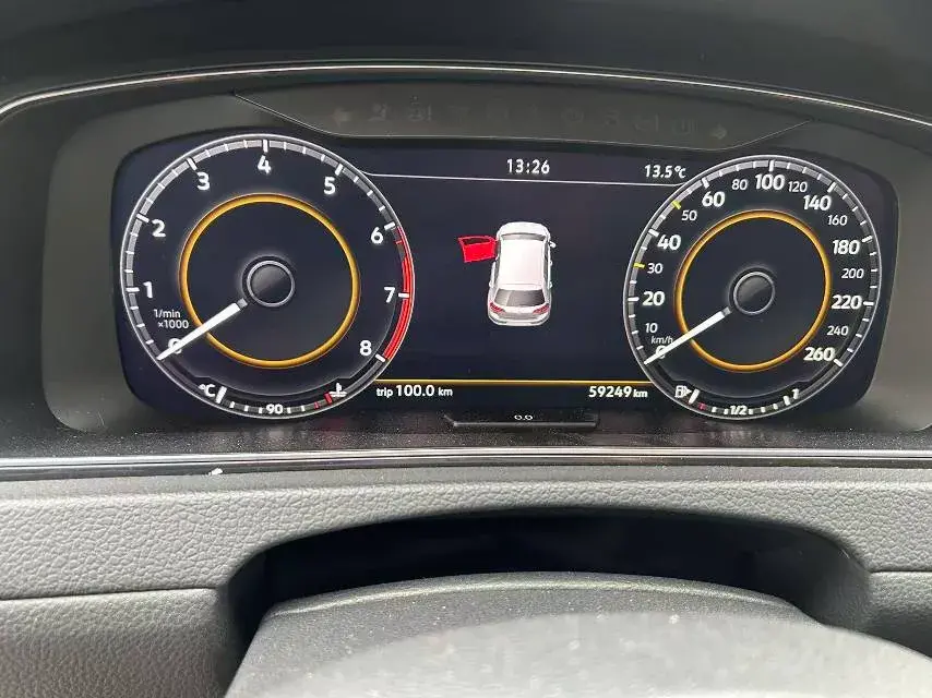 2020 VOLKSWAGEN GOLF thumbnail 4