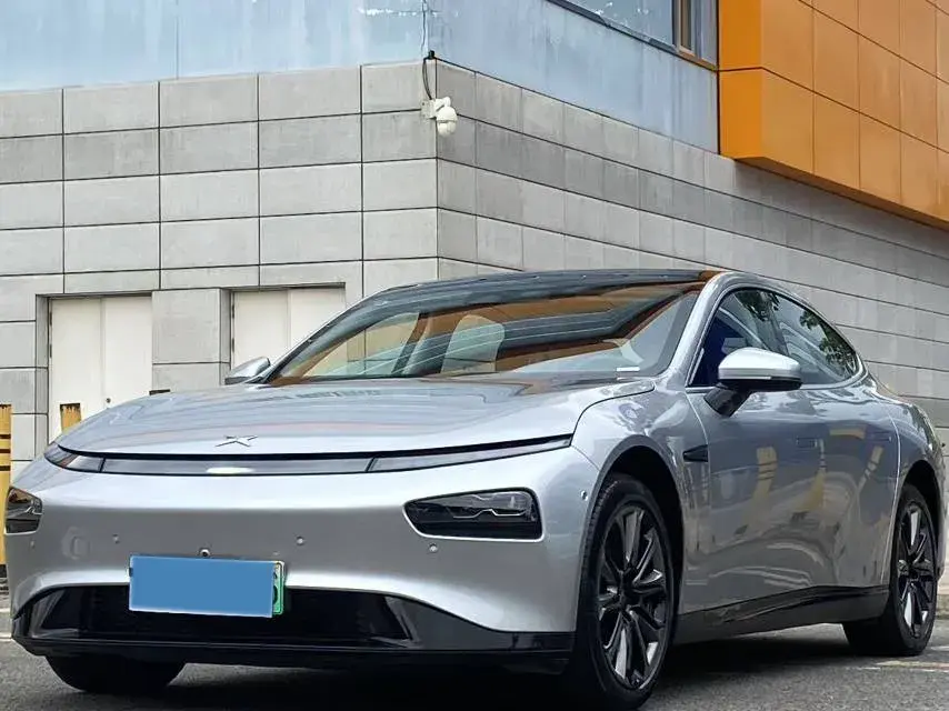 2022 Xpeng P7 BEV 77.9KWH