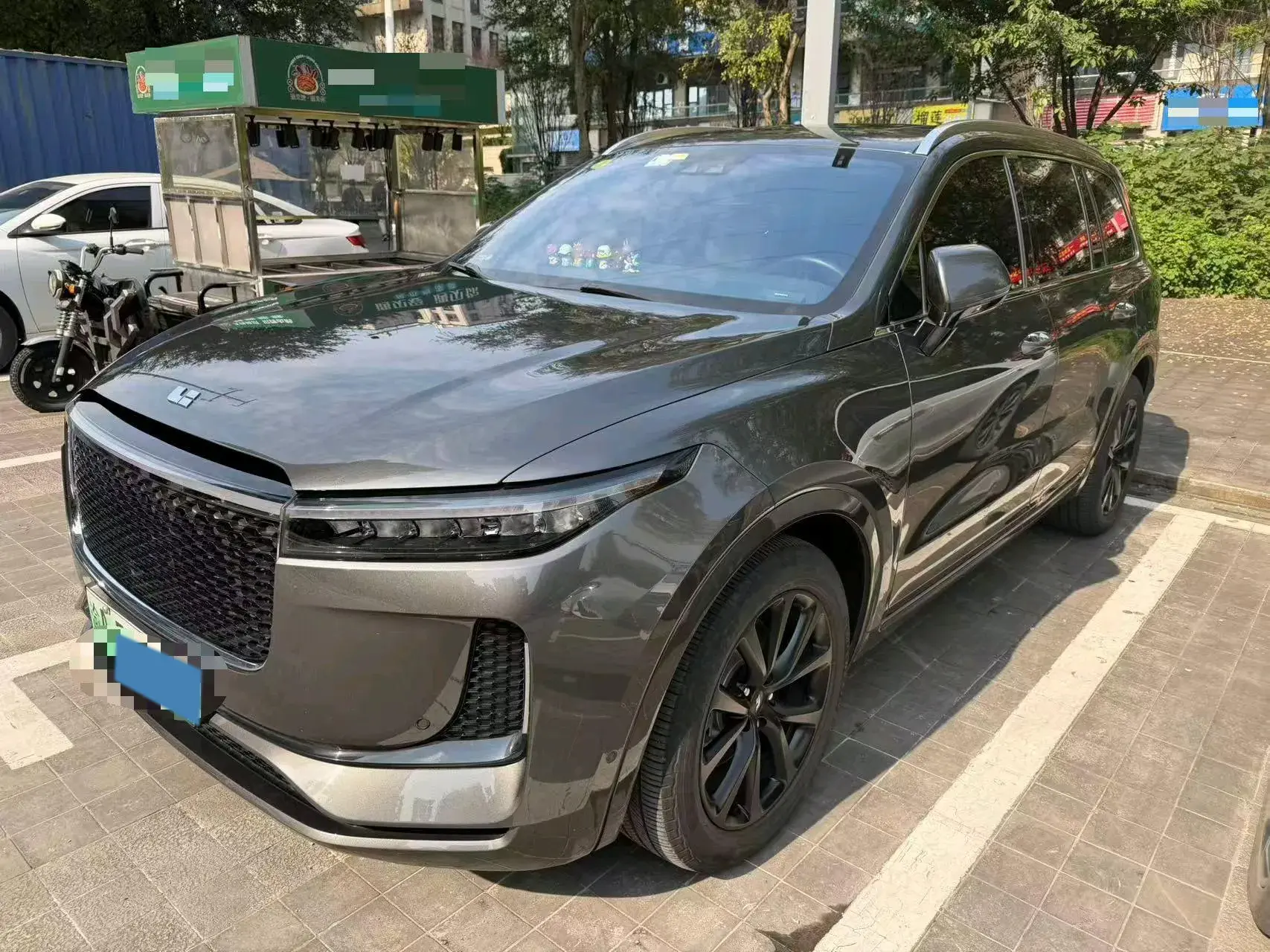 2020 LI ONE view 1