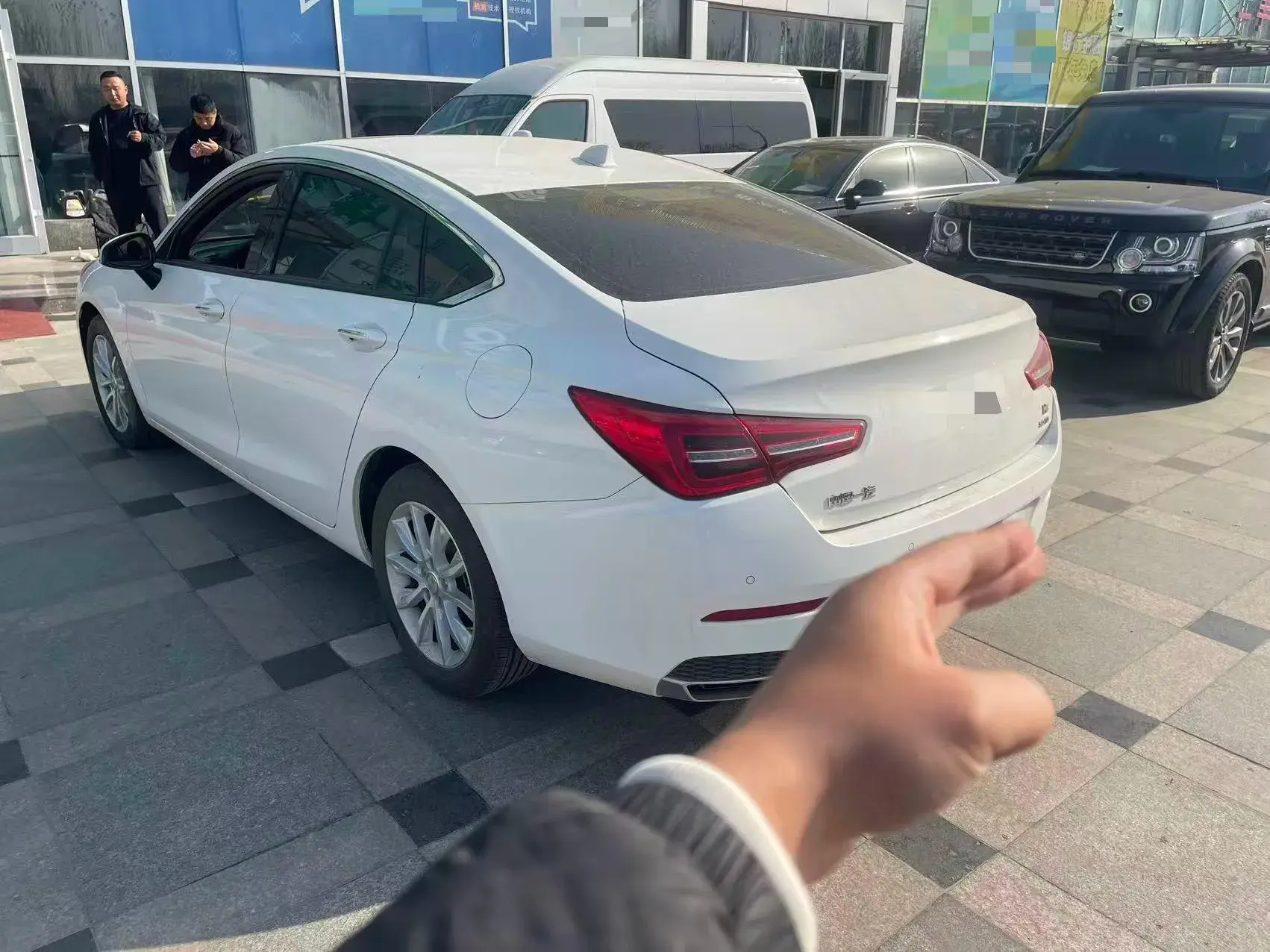 2022 HONGQI H5 thumbnail 4